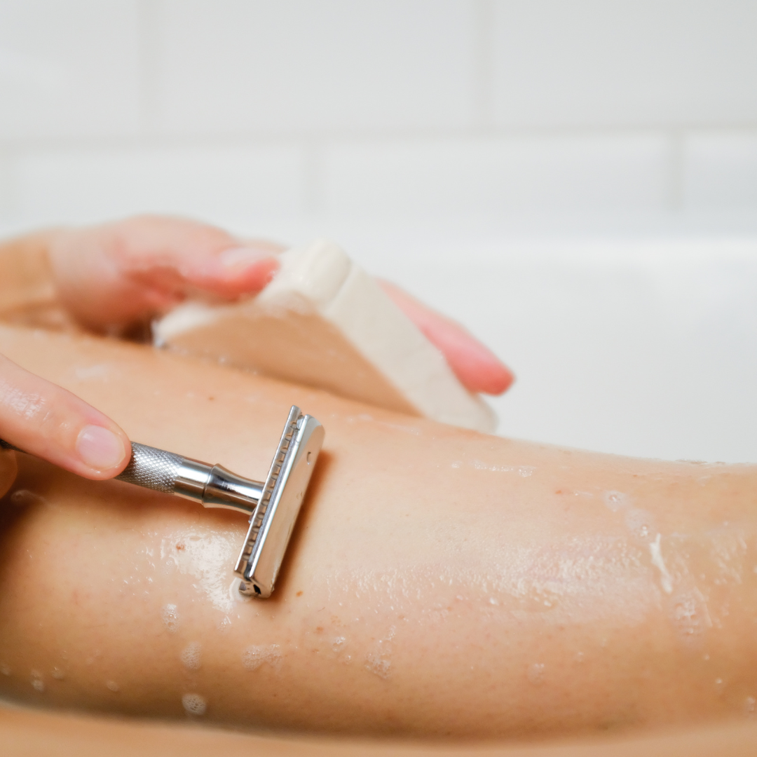 Safety Razor | 100% metal, rust-free | with affordable blades | Unisex | for face, body + intimate areas