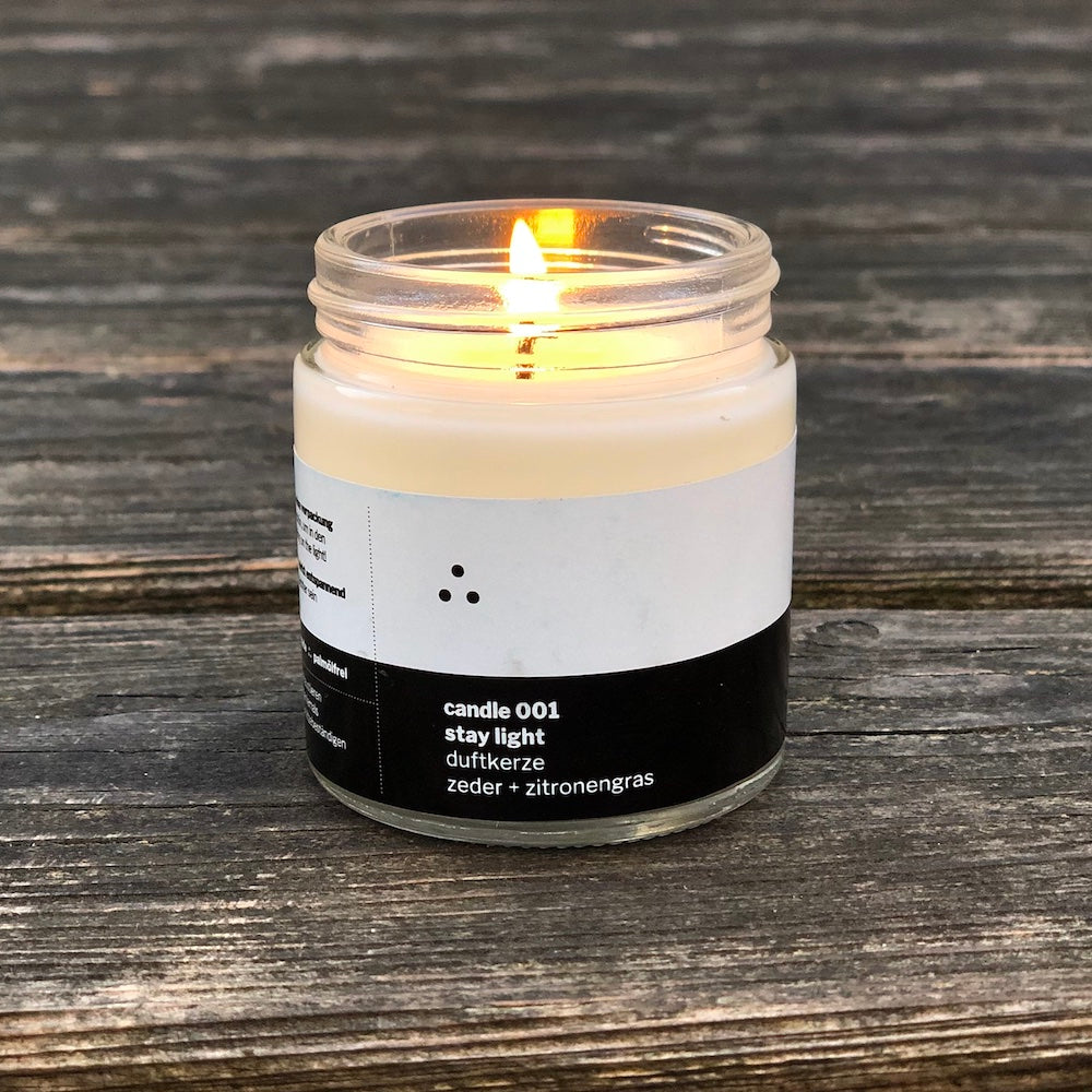 candle 001 | Scented Candle with Cedarwood Oil + Lemongrass | Upcycling Community Project